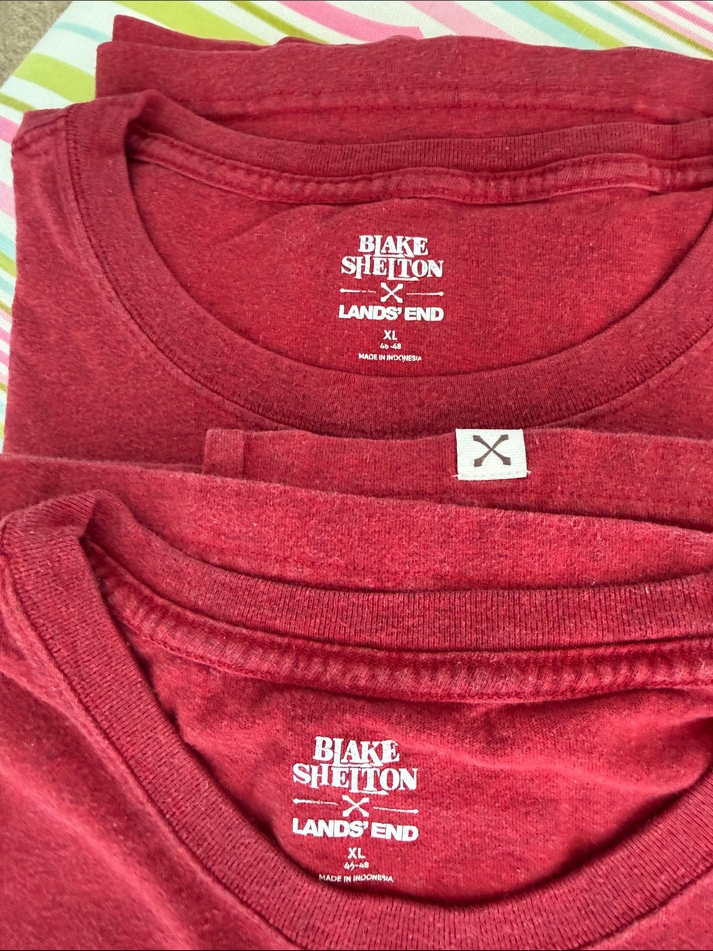 4 Lands End SS T Shirts, red- Blake Shelton, blue-super T all Xl - Picture 5 of 5